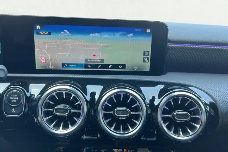 Mercedes-Benz A 200 din 2022 cu 60.394 km - oferta MER121613 - foto 13