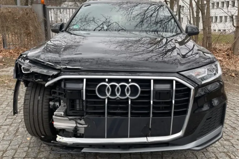 Audi Q7 din 2022 cu 17.766 km - oferta AUD121614 - foto 2