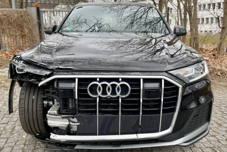 Audi Q7 din 2022 cu 17.766 km - oferta AUD121614 - foto 3