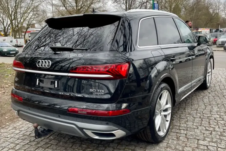 Audi Q7 din 2022 cu 17.766 km - oferta AUD121614 - foto 7