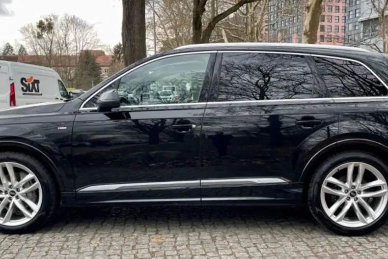 Audi Q7 din 2022 cu 17.766 km - oferta AUD121614 - foto 10