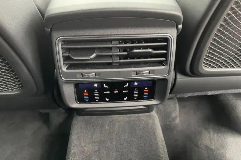 Audi Q7 din 2022 cu 17.766 km - oferta AUD121614 - foto 17