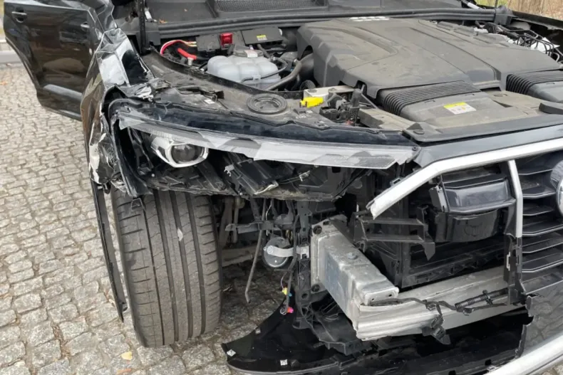 Audi Q7 din 2022 cu 17.766 km - oferta AUD121614 - foto 21