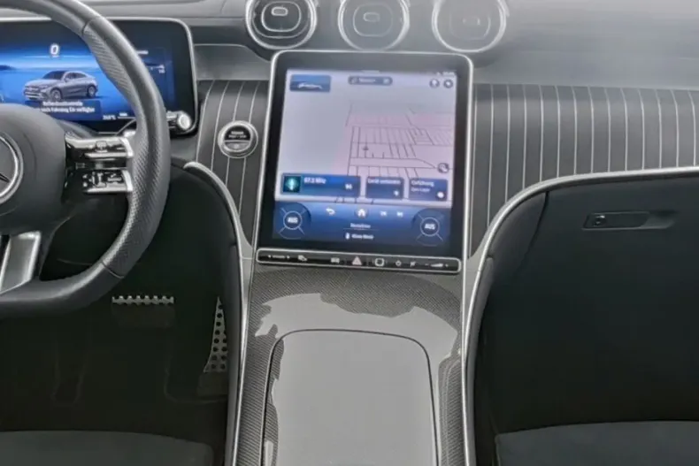 Mercedes-Benz GLC 300 din 2024 cu 19.100 km - oferta MER121621 - foto 4