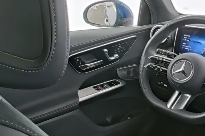 Mercedes-Benz GLC 300 din 2024 cu 19.100 km - oferta MER121621 - foto 7