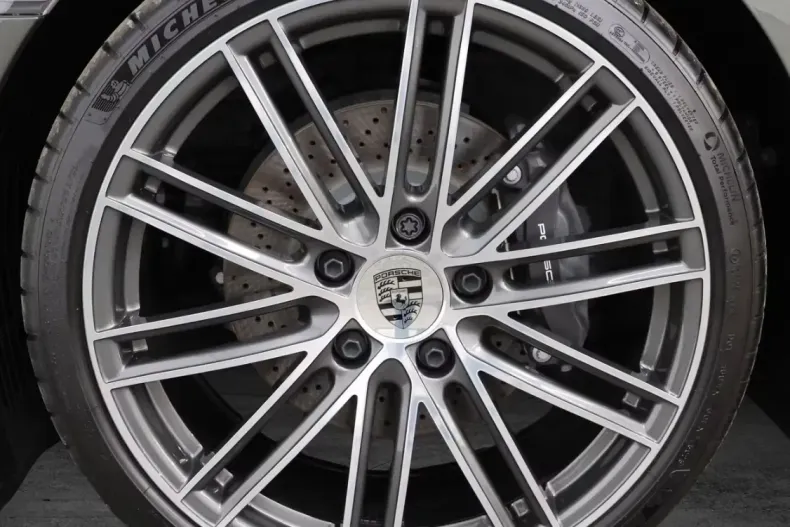 Porsche Cayman din 2025 cu 7.550 km - oferta POR121627 - foto 10