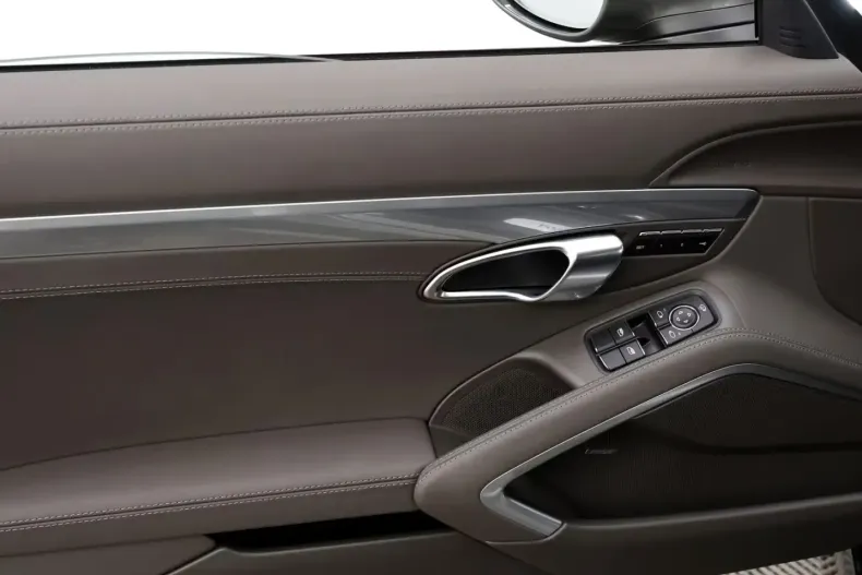 Porsche Cayman din 2025 cu 7.550 km - oferta POR121627 - foto 14