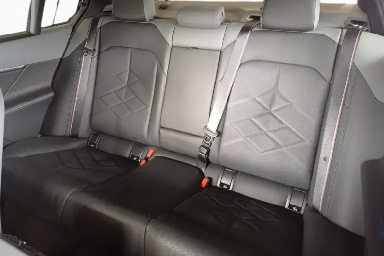 BMW 550 din 2024 cu 31.134 km - oferta BMW121651 - foto 17