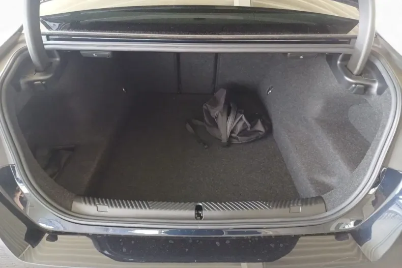 BMW 550 din 2024 cu 31.134 km - oferta BMW121651 - foto 18