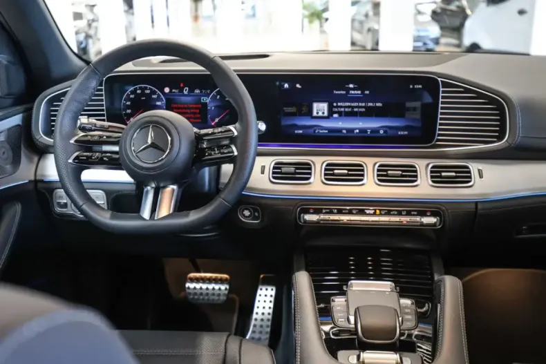 Mercedes-Benz GLE 450 din 2025 cu 8.500 km - oferta MER121659 - foto 5