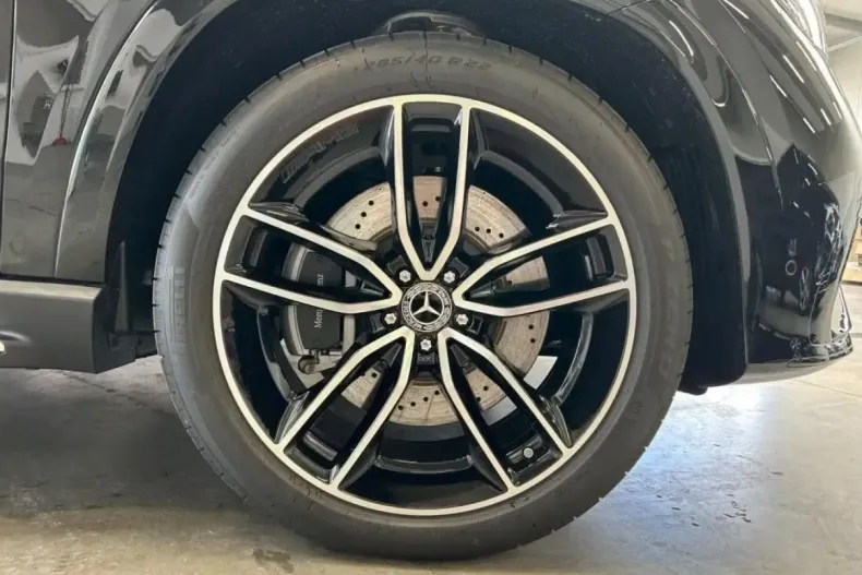 Mercedes-Benz GLE 450 din 2025 cu 6.100 km - oferta MER121667 - foto 4