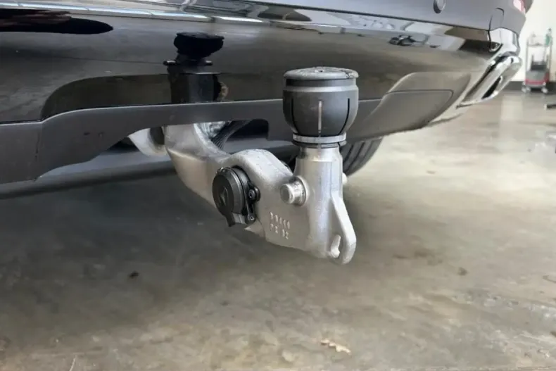 Mercedes-Benz GLE 450 din 2025 cu 6.100 km - oferta MER121667 - foto 10