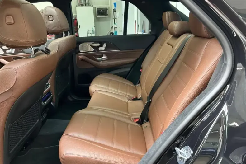 Mercedes-Benz GLE 450 din 2025 cu 6.100 km - oferta MER121667 - foto 12