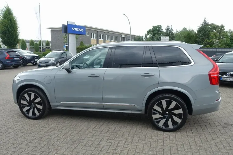 Volvo XC90 din 2024 cu 17.973 km - oferta VOL121668 - foto 5