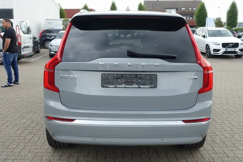Volvo XC90 din 2024 cu 17.973 km - oferta VOL121668 - foto 6