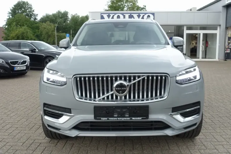 Volvo XC90 din 2024 cu 17.973 km - oferta VOL121668 - foto 8