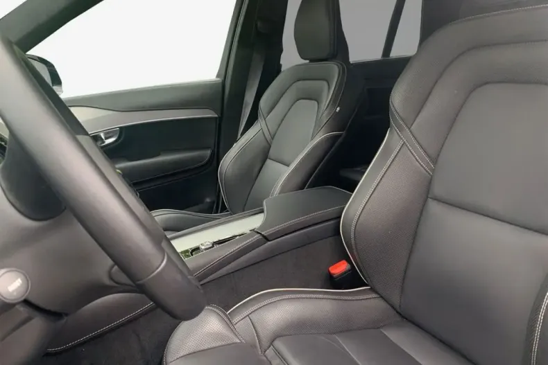 Volvo XC90 din 2024 cu 25.269 km - oferta VOL121669 - foto 11