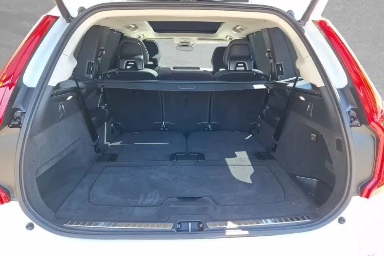 Volvo XC90 din 2024 cu 20.400 km - oferta VOL121672 - foto 10