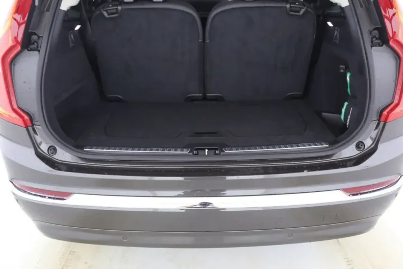 Volvo XC90 din 2024 cu 23.950 km - oferta VOL121673 - foto 7