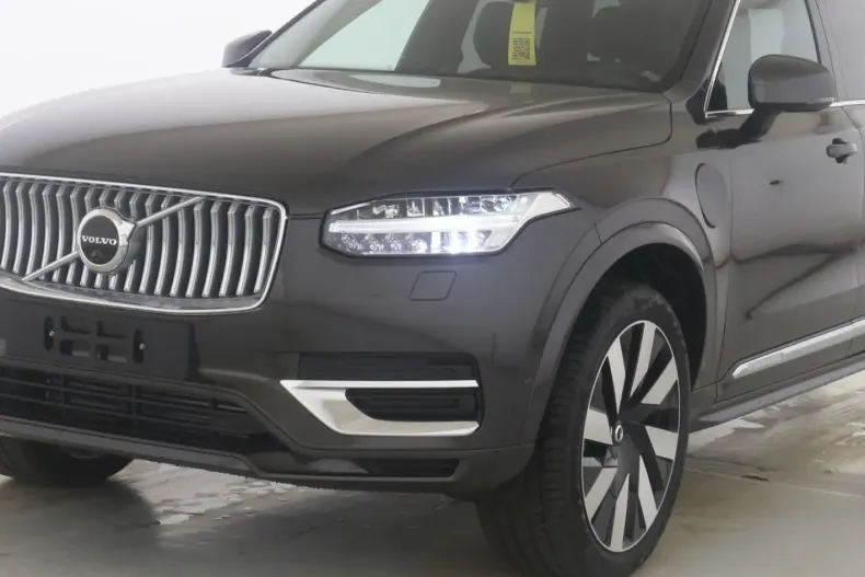 Volvo XC90 din 2024 cu 23.950 km - oferta VOL121673 - foto 8