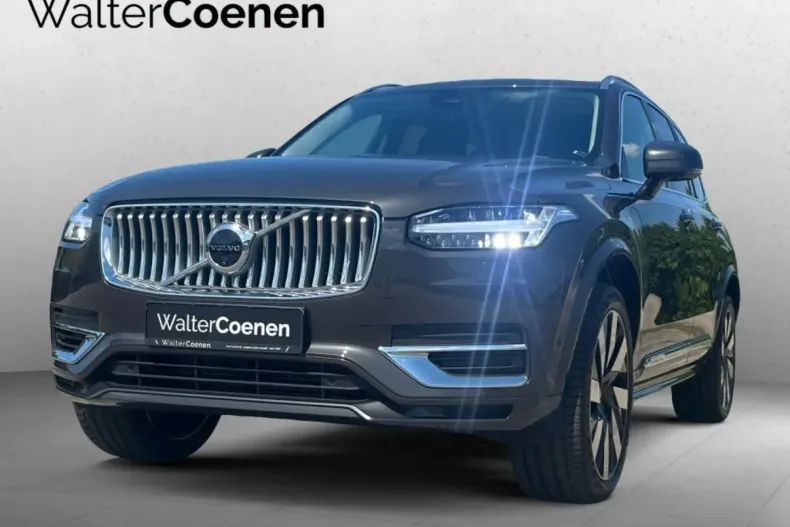 Volvo XC90 din 2024 cu 23.869 km - oferta VOL121674 - foto 1