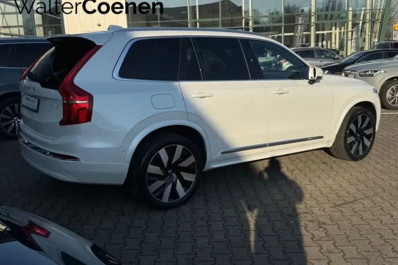 Volvo XC90 din 2024 cu 16.039 km - oferta VOL121676 - foto 4