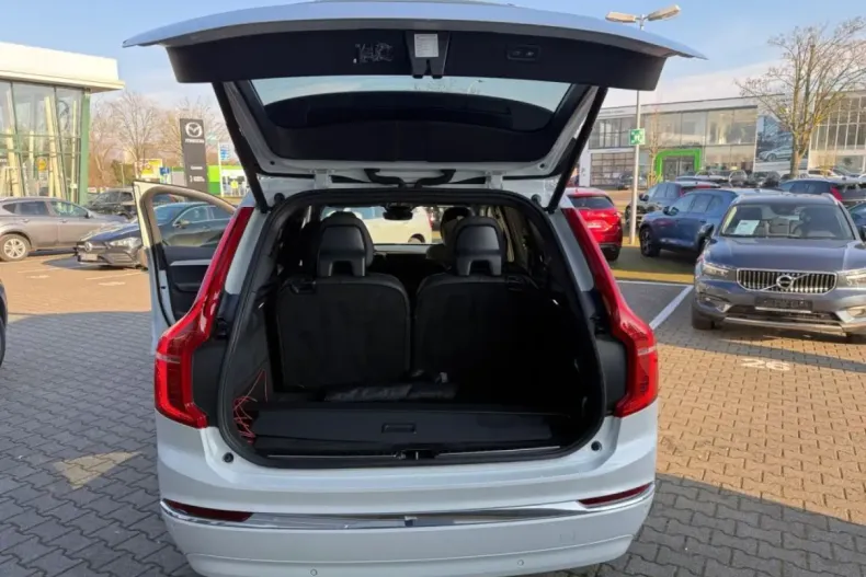Volvo XC90 din 2024 cu 16.039 km - oferta VOL121676 - foto 13