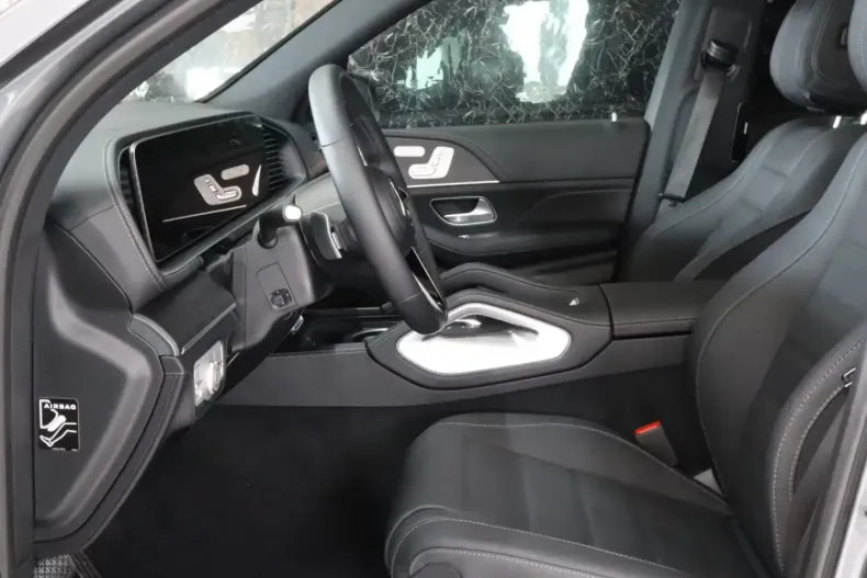 Mercedes-Benz GLE 450 din 2025 cu 20 km - oferta MER121682 - foto 4