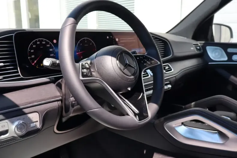 Mercedes-Benz GLE 450 din 2025 cu 20 km - oferta MER121682 - foto 7