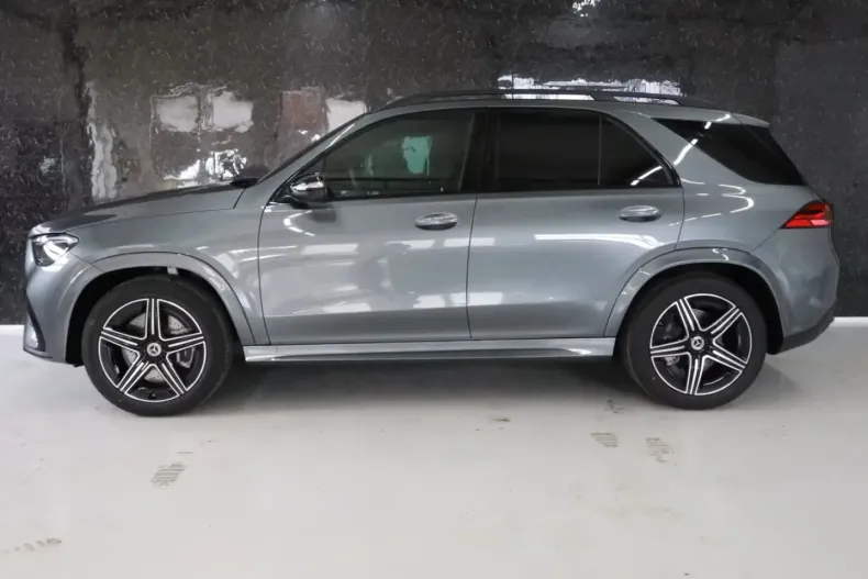 Mercedes-Benz GLE 450 din 2025 cu 20 km - oferta MER121682 - foto 11