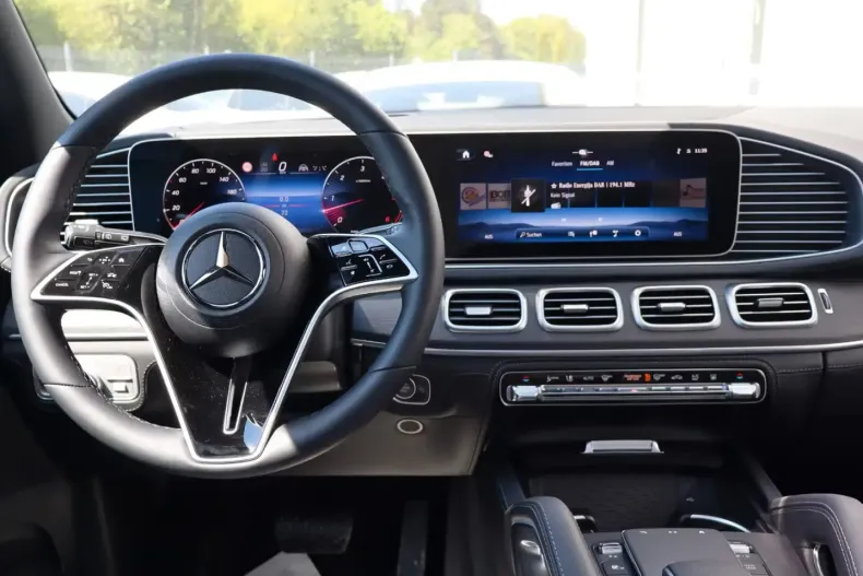 Mercedes-Benz GLE 450 din 2025 cu 20 km - oferta MER121682 - foto 13