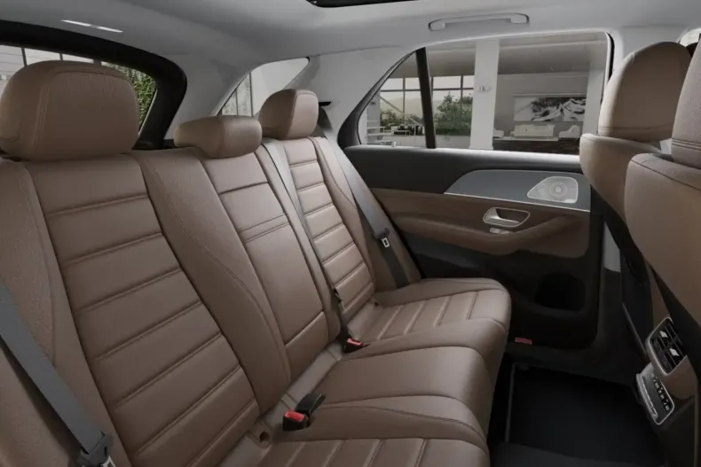 Mercedes-Benz GLE 450 din 2024 cu 3.300 km - oferta MER121683 - foto 2