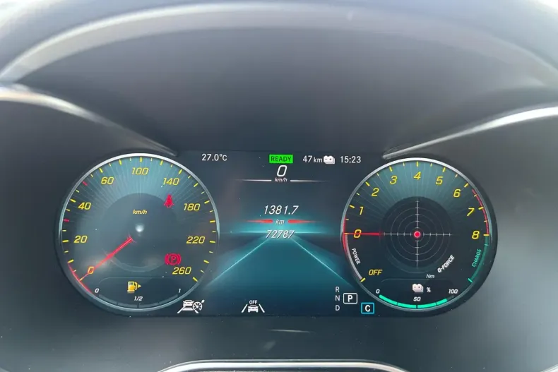 Mercedes-Benz GLC 300 din 2021 cu 72.785 km - oferta MER121687 - foto 10