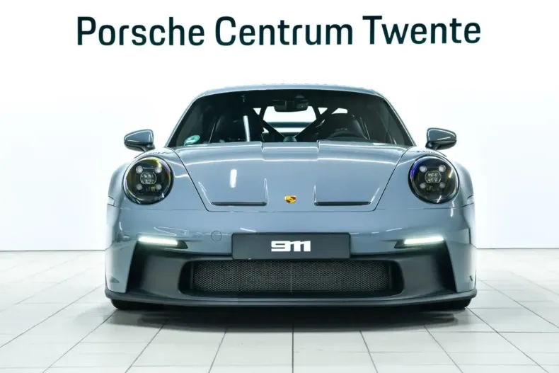 Porsche 992 din 2024 cu 1.495 km - oferta POR121690 - foto 2