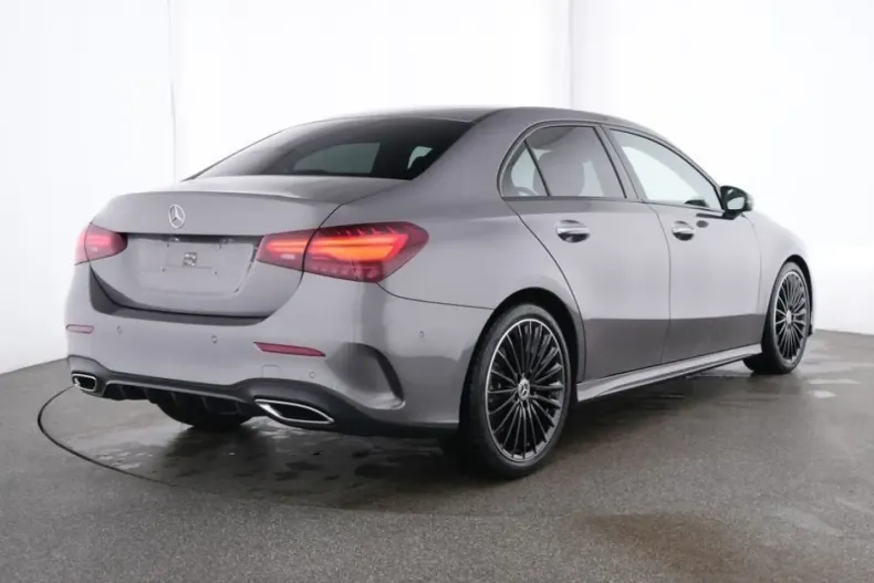 Mercedes-Benz A 250 din 2024 cu 16.600 km - oferta MER121691 - foto 2