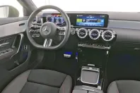 Mercedes-Benz A 250 din 2024 cu 16.600 km - oferta MER121691 - foto 6