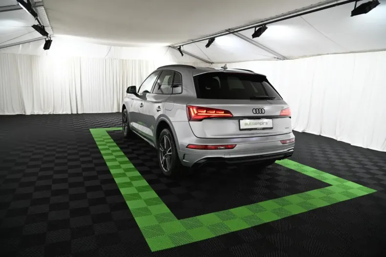 Audi Q5 din 2023 cu 19.885 km - oferta AUD121692 - foto 4