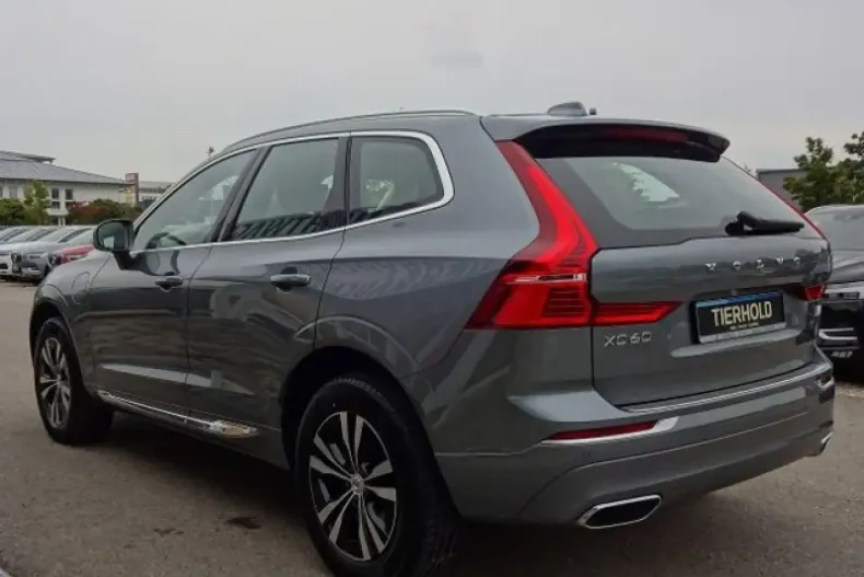Volvo XC60 din 2021 cu 38.000 km - oferta VOL121693 - foto 4