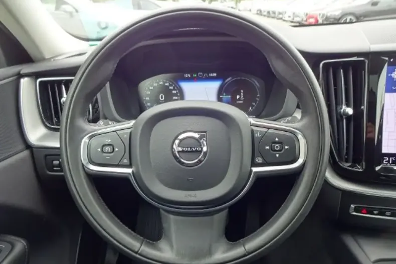 Volvo XC60 din 2021 cu 38.000 km - oferta VOL121693 - foto 11