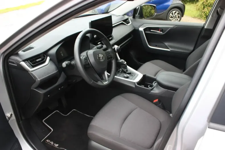 Toyota RAV4 din 2023 cu 36.032 km - oferta TOY121696 - foto 8