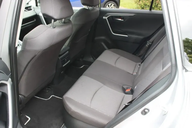 Toyota RAV4 din 2023 cu 36.032 km - oferta TOY121696 - foto 10