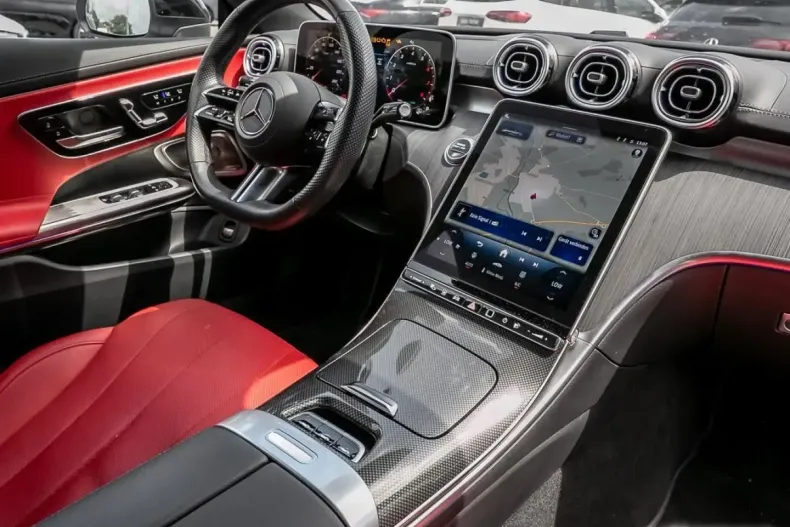 Mercedes-Benz CLE 450 din 2024 cu 14.998 km - oferta MER121700 - foto 4