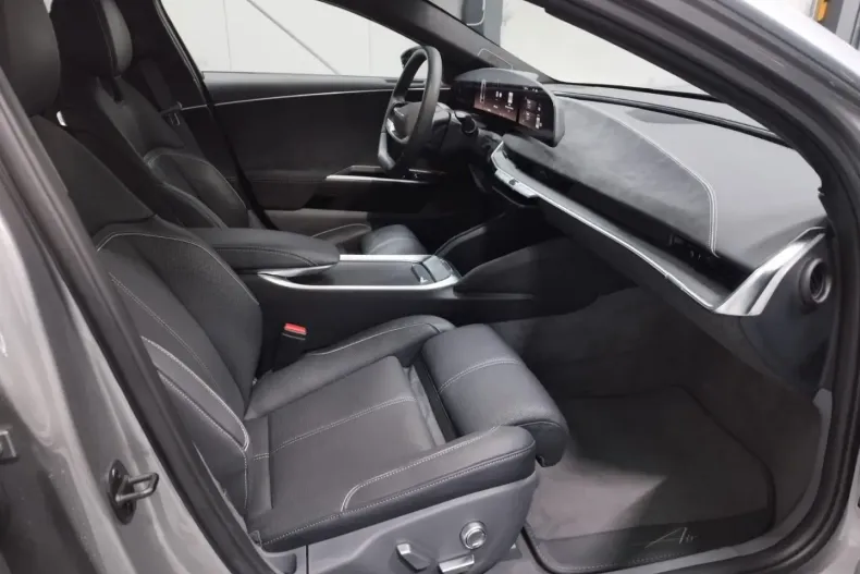 Lucid Air din 2023 cu 9.900 km - oferta LUC121702 - foto 6