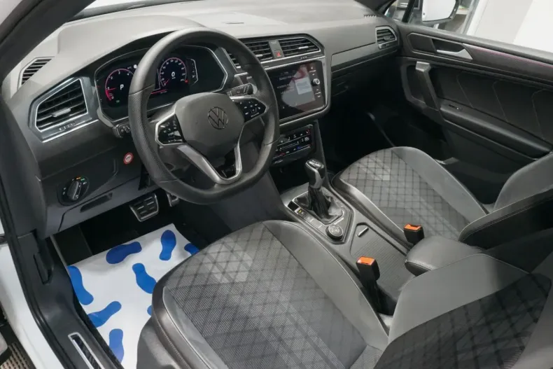 Volkswagen Tiguan Allspace din 2022 cu 70.172 km - oferta VOL121710 - foto 10