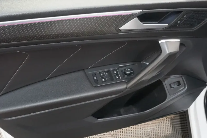 Volkswagen Tiguan Allspace din 2022 cu 70.172 km - oferta VOL121710 - foto 18