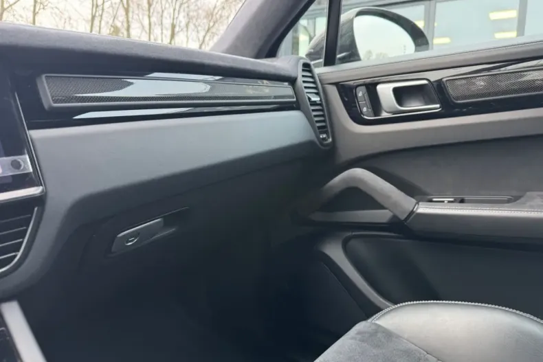 Porsche Cayenne din 2021 cu 98.900 km - oferta POR121712 - foto 27