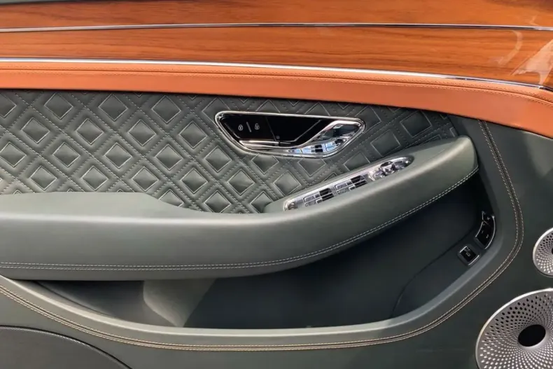 Bentley Continental GT din 2023 cu 23.800 km - oferta BEN121713 - foto 17