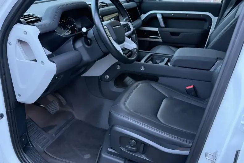 Land Rover Defender din 2022 cu 56.000 km - oferta LAN121716 - foto 7