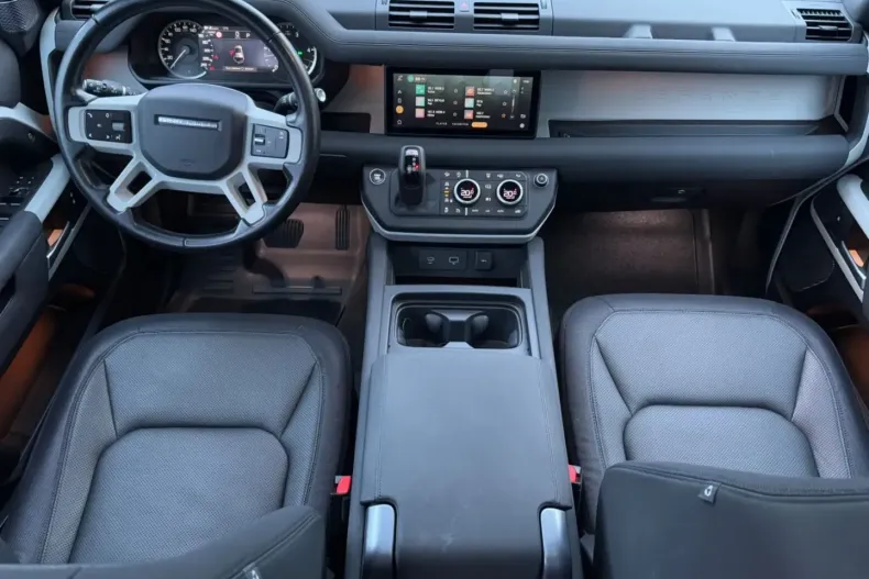 Land Rover Defender din 2022 cu 56.000 km - oferta LAN121716 - foto 10