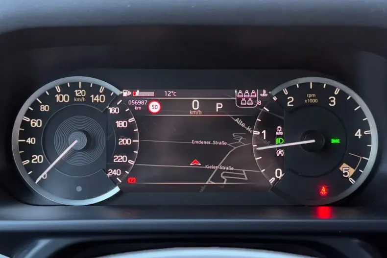 Land Rover Defender din 2022 cu 56.000 km - oferta LAN121716 - foto 13